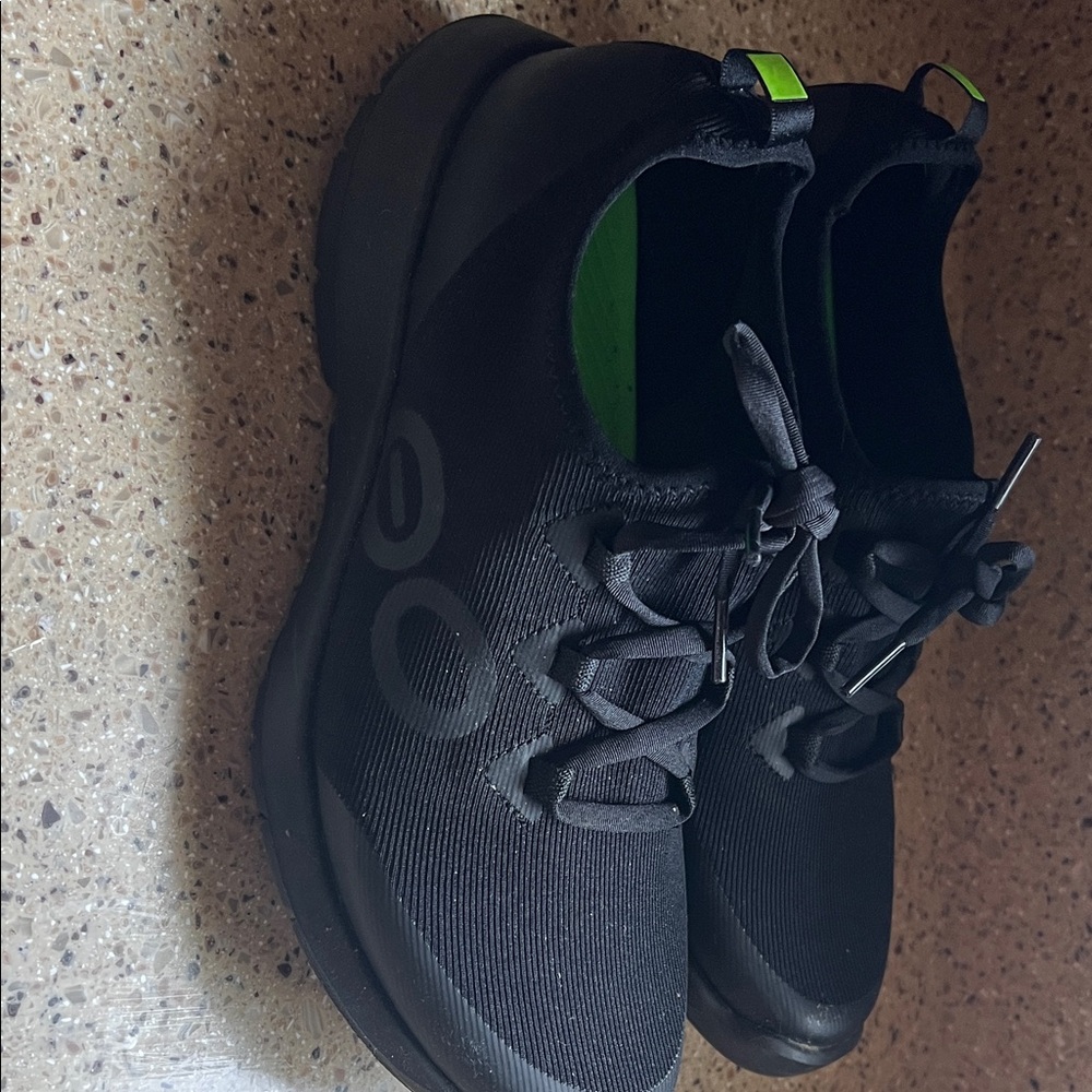 OOFOS Black and Green Athletic Shoes